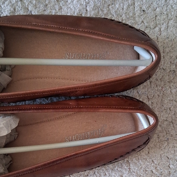 New Auditions Token Coppertone Classic Leather Slip-Ons - Picture 6 of 7